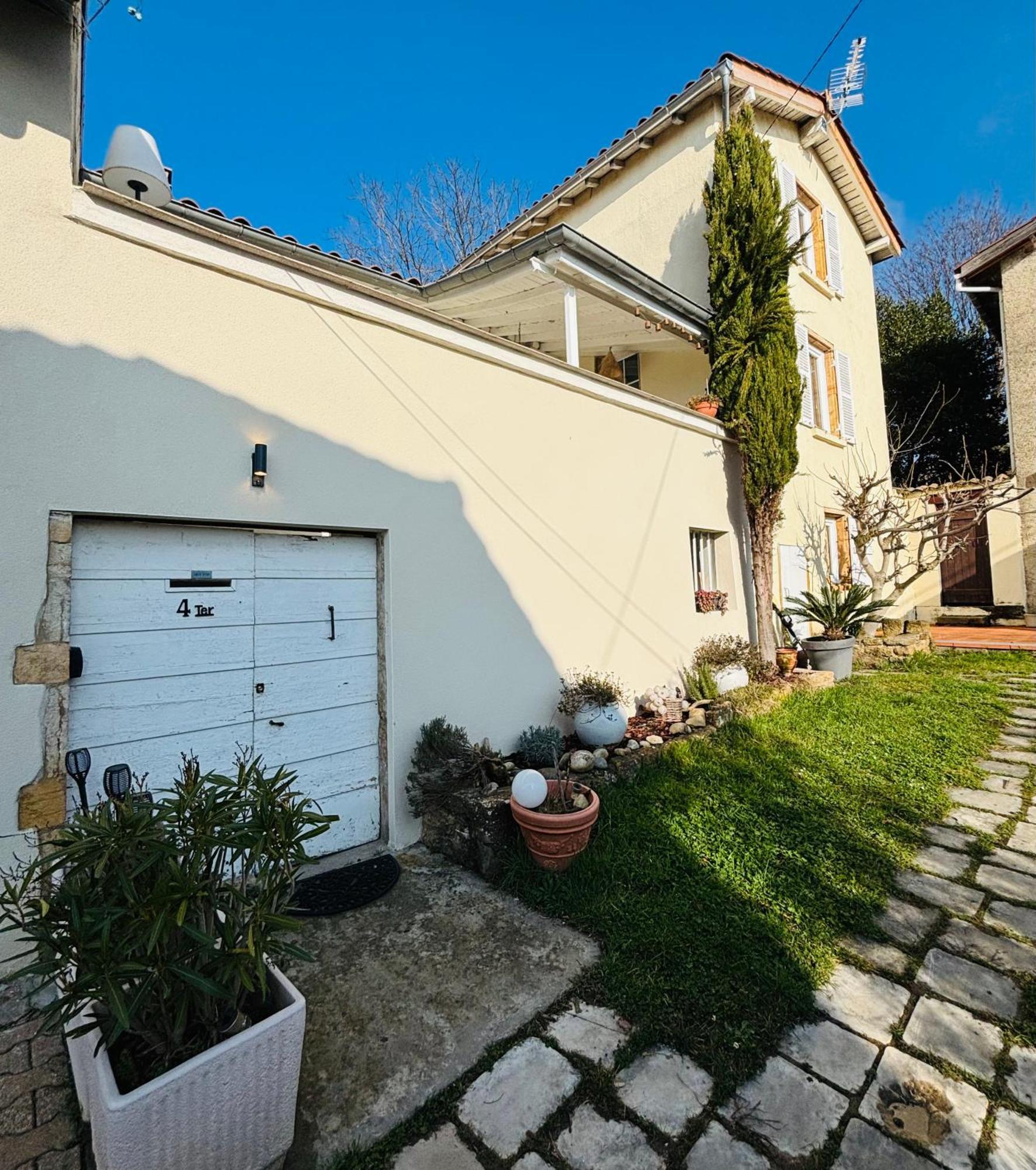 Chambre D'Hotes Du Vieux Collonges Bed and Breakfast Exterior foto